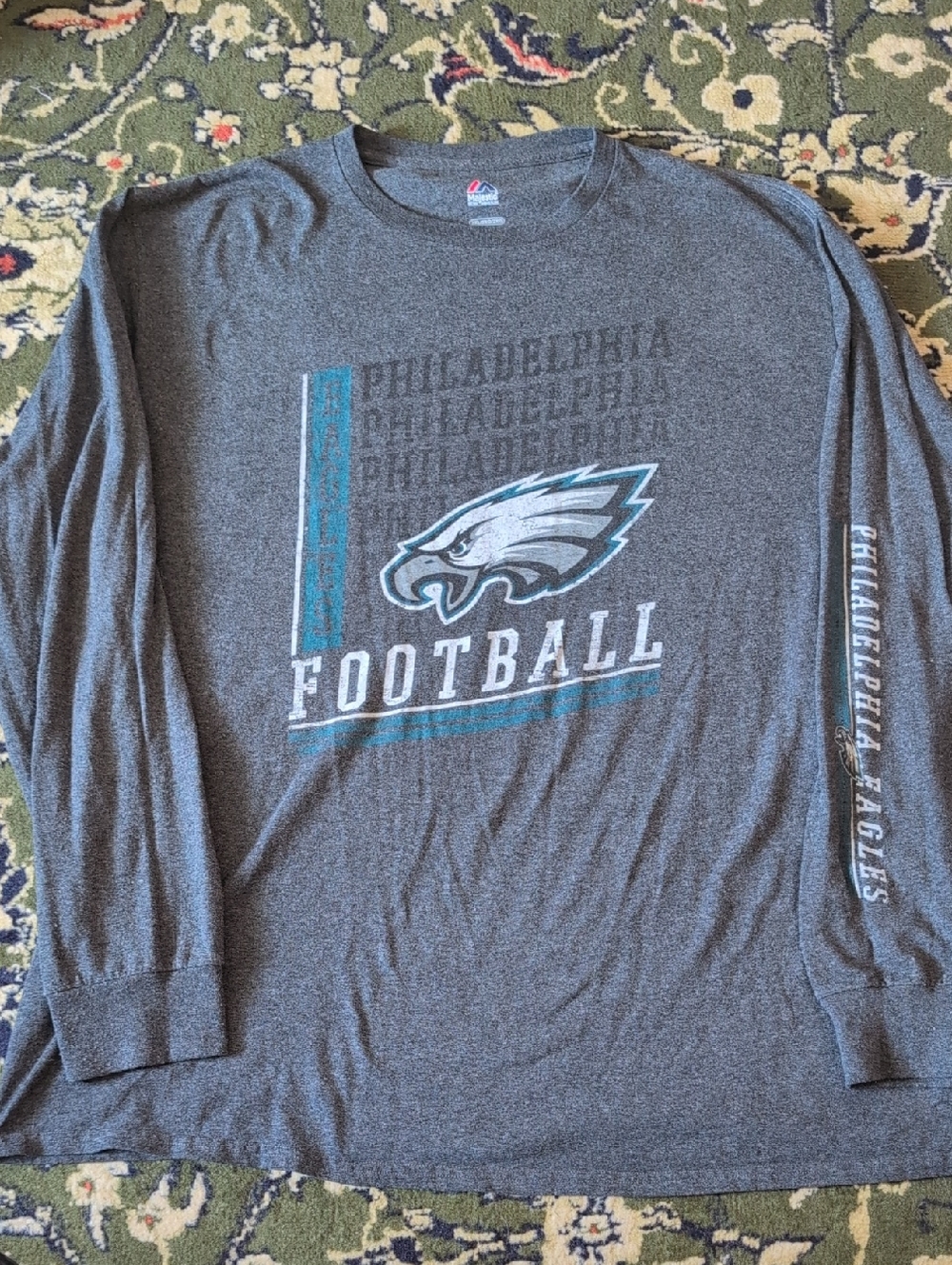 Philadelphia Eagles Long-Sleeve Tee